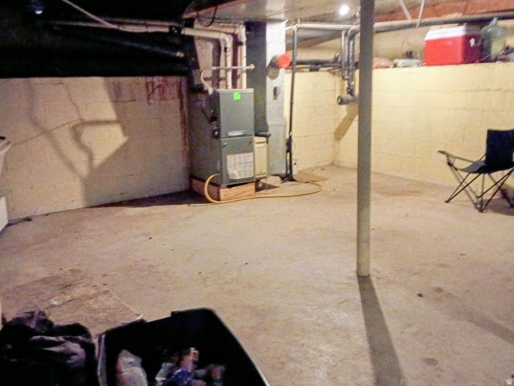 333 DENVER AVE East Carbon, UT 84520