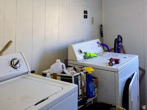 333 DENVER AVE East Carbon, UT 84520