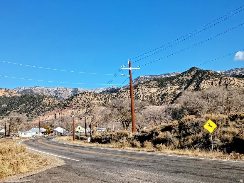 333 DENVER AVE East Carbon, UT 84520