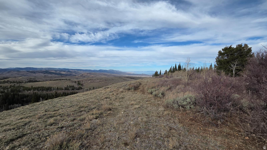 1000 N LAKETOWN CANYON RD Laketown, UT 84038