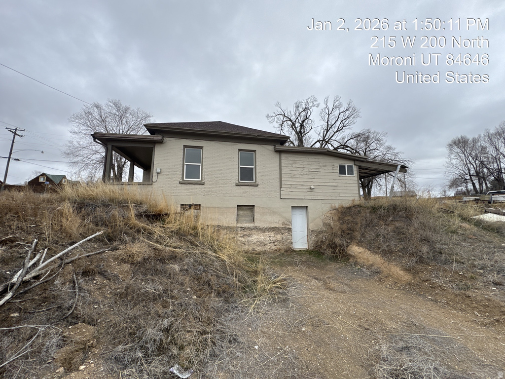 215 W 200 N Moroni, UT 84646