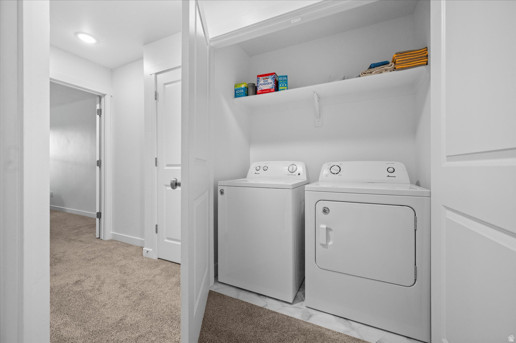 645 S PLUM CREEK LN Ogden, UT 84404