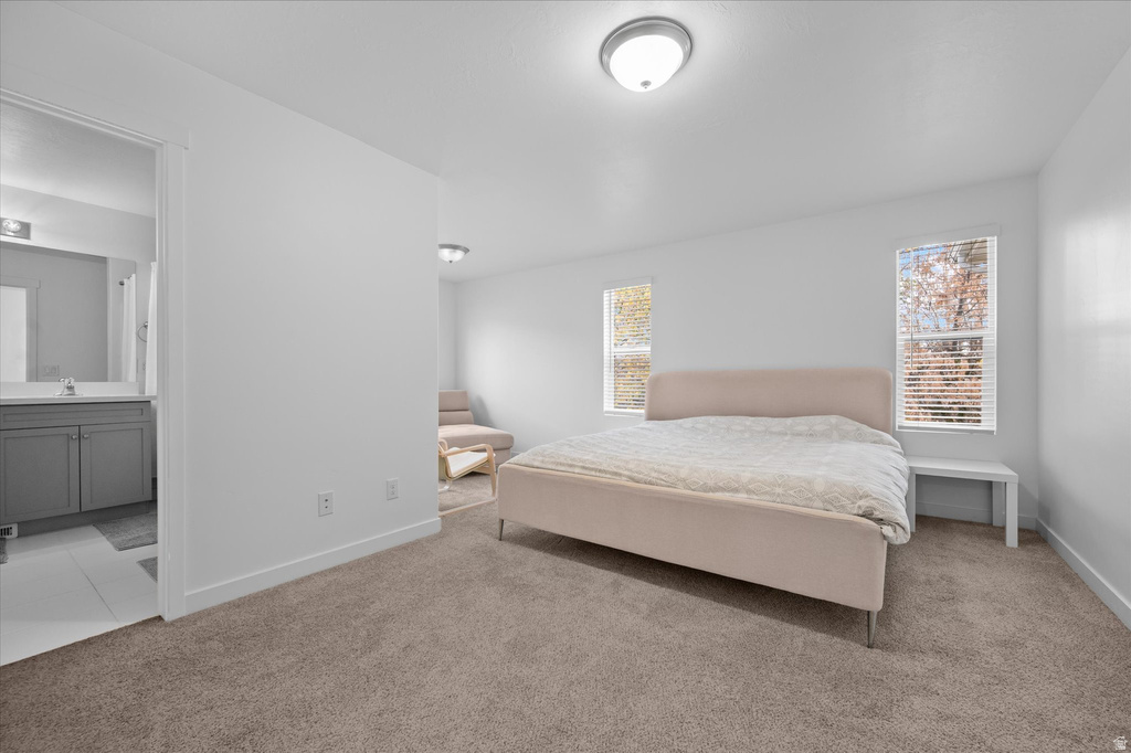 645 S PLUM CREEK LN Ogden, UT 84404