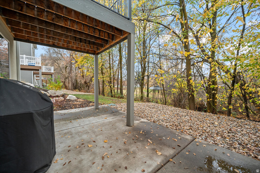 645 S PLUM CREEK LN Ogden, UT 84404