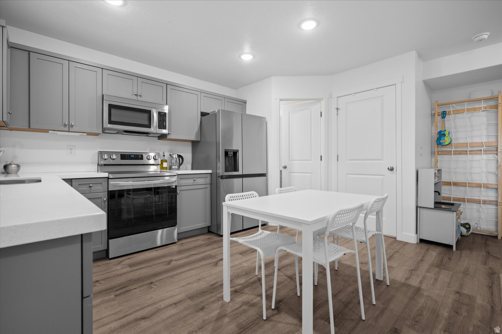 645 S PLUM CREEK LN Ogden, UT 84404