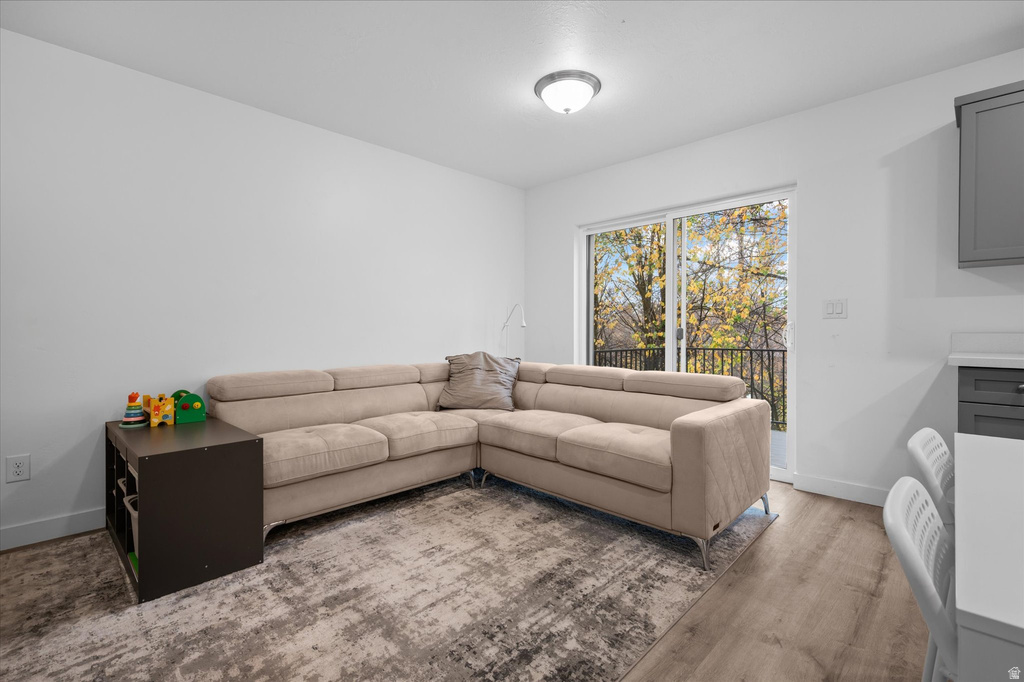 645 S PLUM CREEK LN Ogden, UT 84404