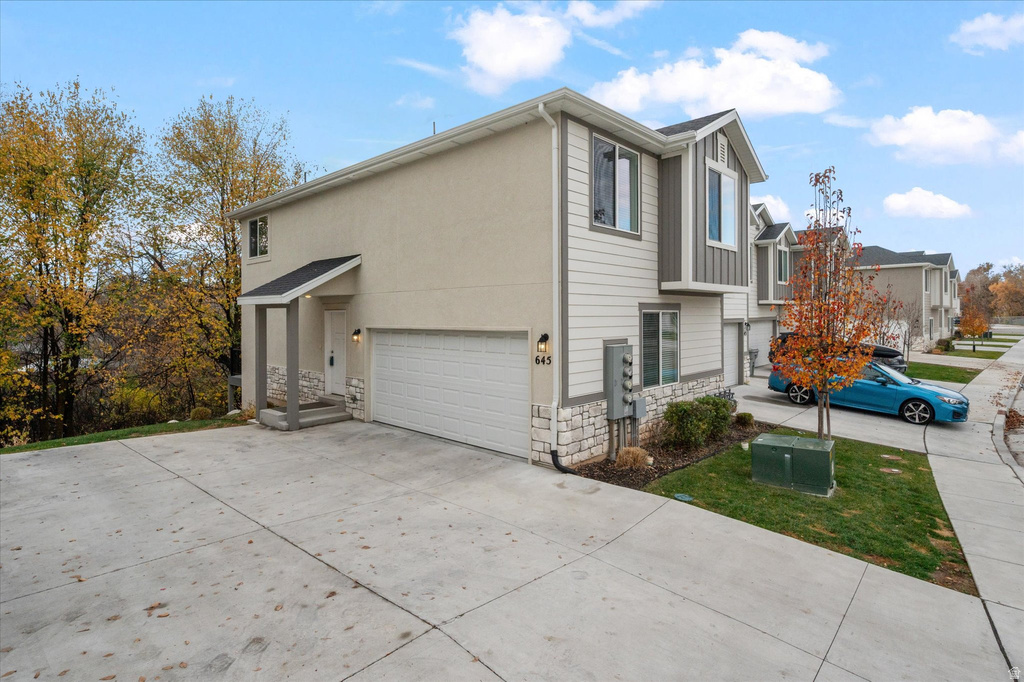 645 S PLUM CREEK LN Ogden, UT 84404