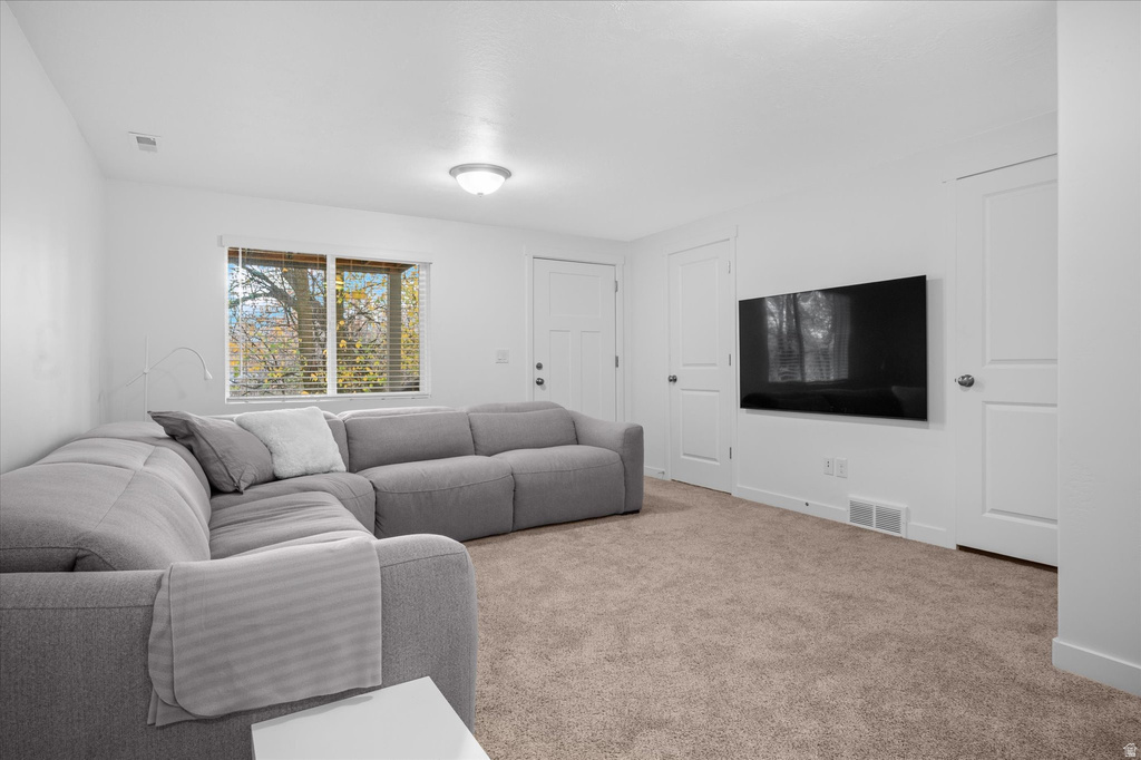 645 S PLUM CREEK LN Ogden, UT 84404