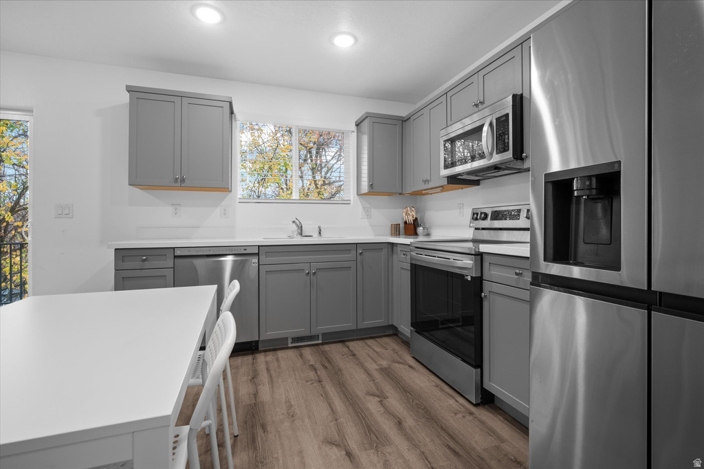 645 S PLUM CREEK LN Ogden, UT 84404