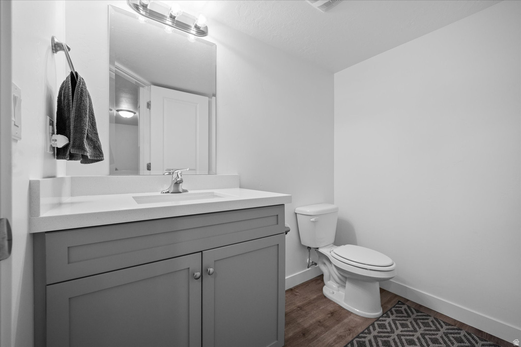 645 S PLUM CREEK LN Ogden, UT 84404