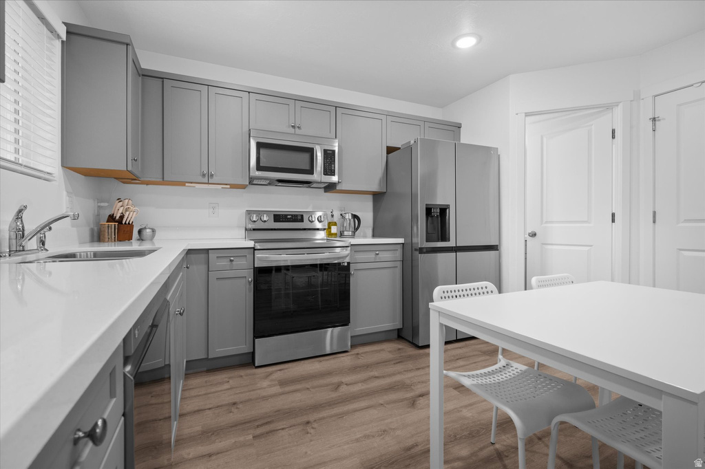 645 S PLUM CREEK LN Ogden, UT 84404