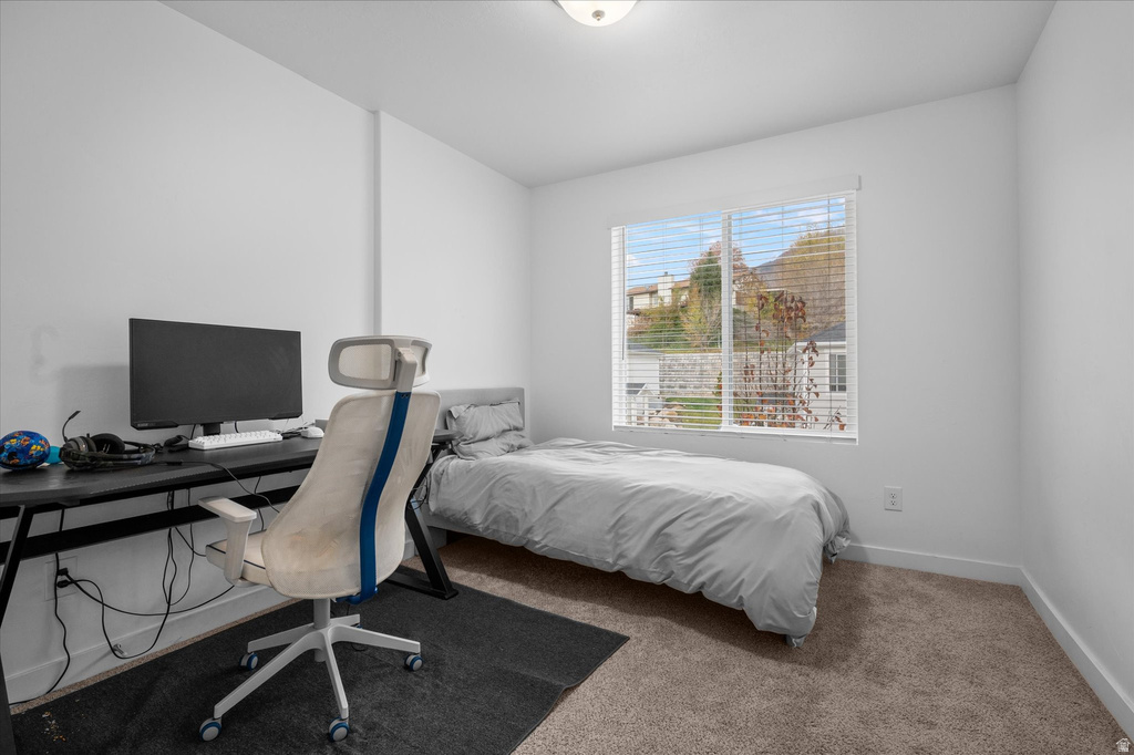 645 S PLUM CREEK LN Ogden, UT 84404