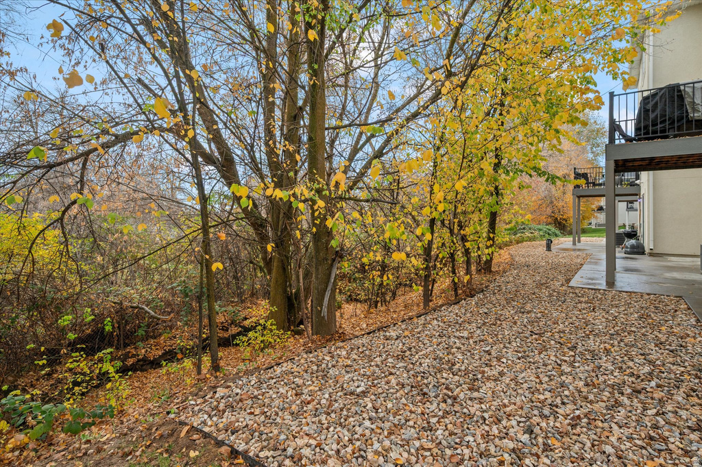 645 S PLUM CREEK LN Ogden, UT 84404