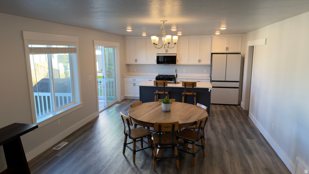 1901 SOUTHPOINTE CT Logan, UT 84341