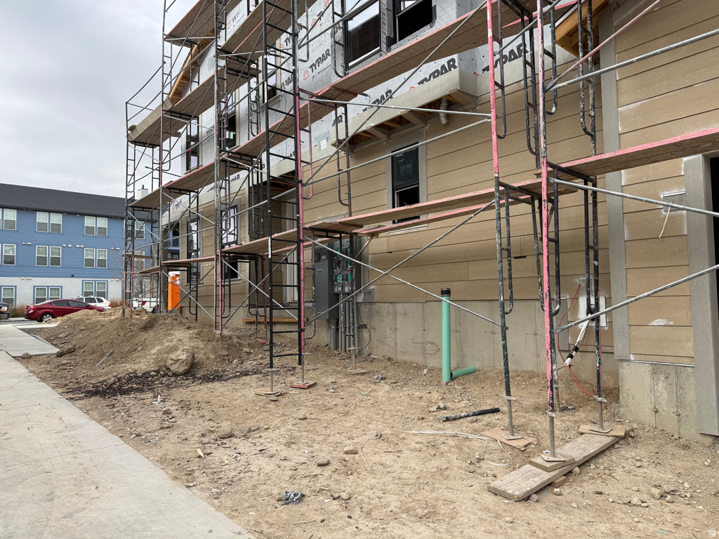 11279 S LAKE RUN RD #126 South Jordan, UT 84009