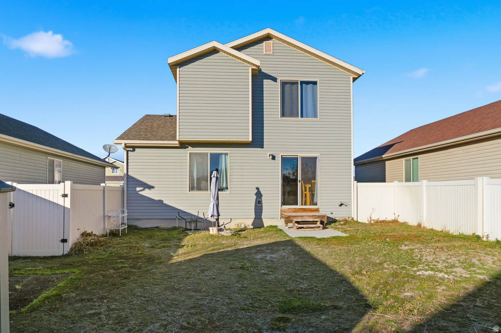 1674 E DOWNWATER ST Eagle Mountain, UT 84005