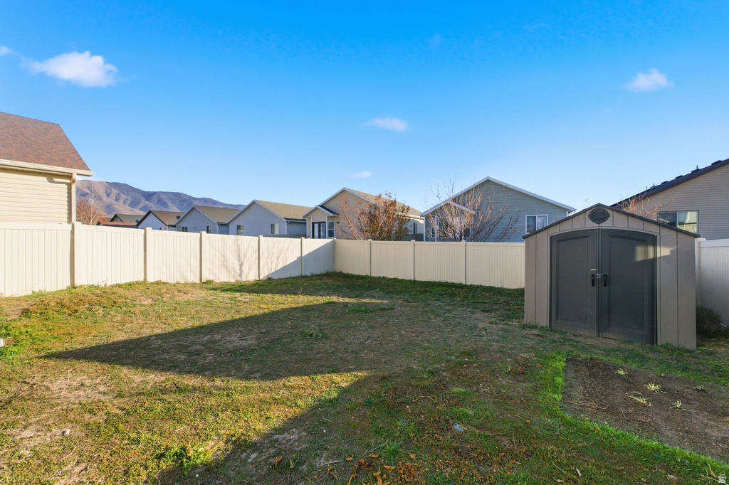 1674 E DOWNWATER ST Eagle Mountain, UT 84005