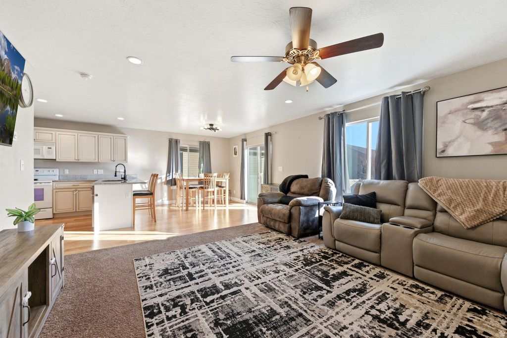 1674 E DOWNWATER ST Eagle Mountain, UT 84005