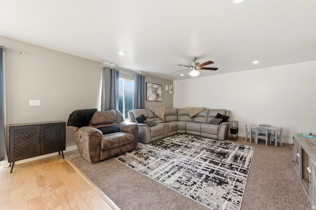 1674 E DOWNWATER ST Eagle Mountain, UT 84005