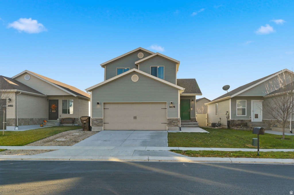 1674 E DOWNWATER ST Eagle Mountain, UT 84005