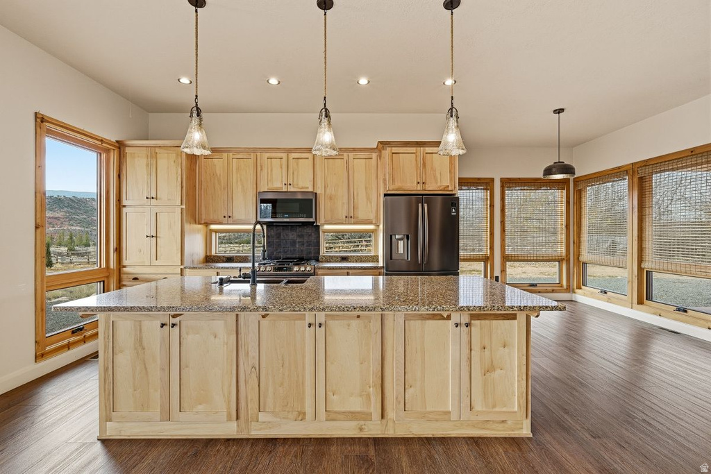 630 W 150 ST Torrey, UT 84775