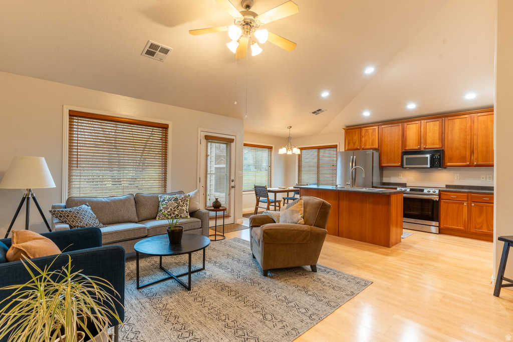 23 ANDREWS LN Providence, UT 84332