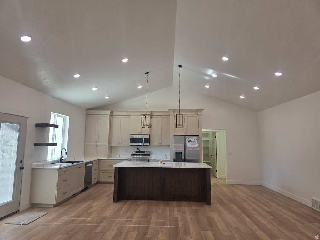 1205 W GRAYHAWK LOOP Roosevelt, UT 84066