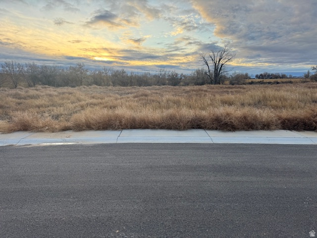 View photos for 282 E 2000 S 282 E 2000 S