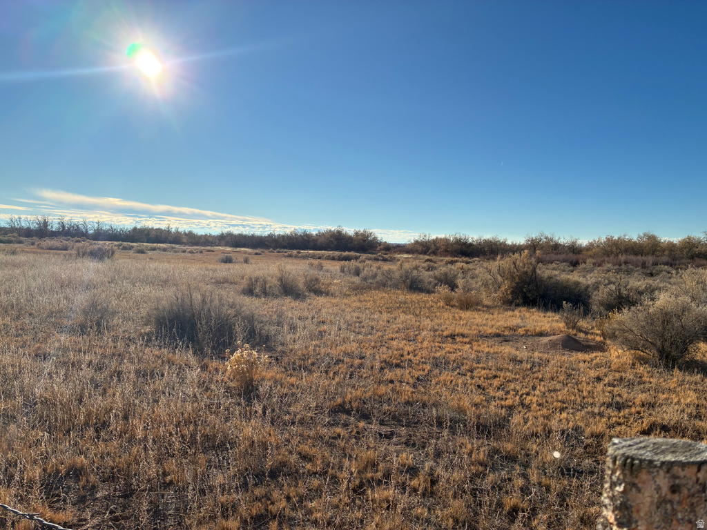 1627 S 3050 W Lapoint, UT 84039