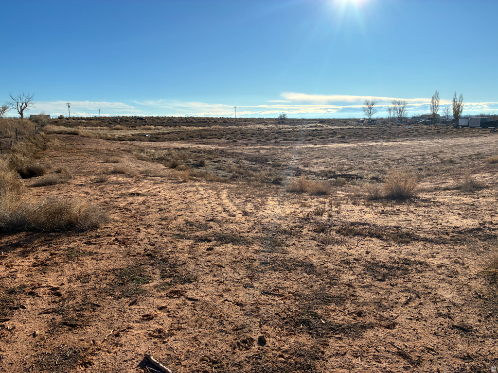 1627 S 3050 W Lapoint, UT 84039