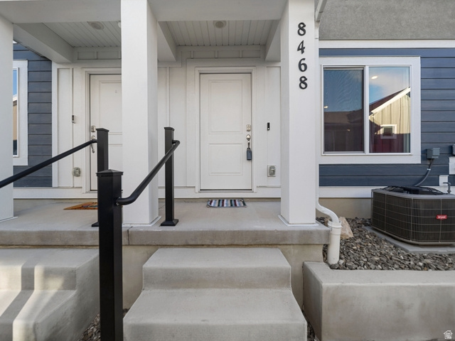 8468 W MEADOW BANK WAY Magna, UT 84044