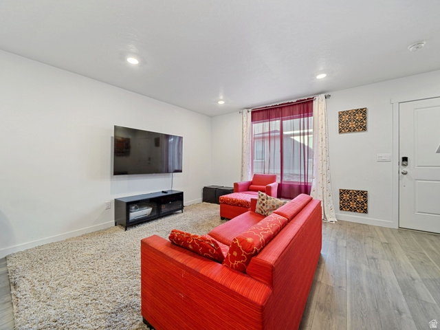 8468 W MEADOW BANK WAY Magna, UT 84044