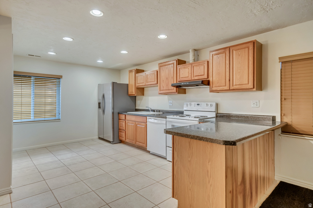 3628 S PEACH FLOWER LN West Valley City, UT 84128