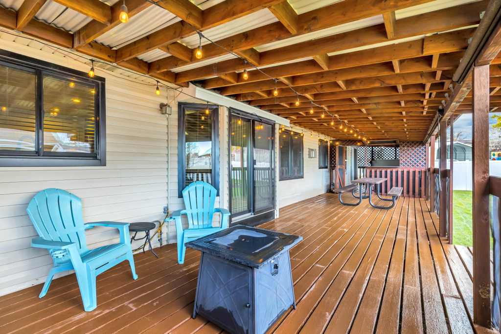 3628 S PEACH FLOWER LN West Valley City, UT 84128