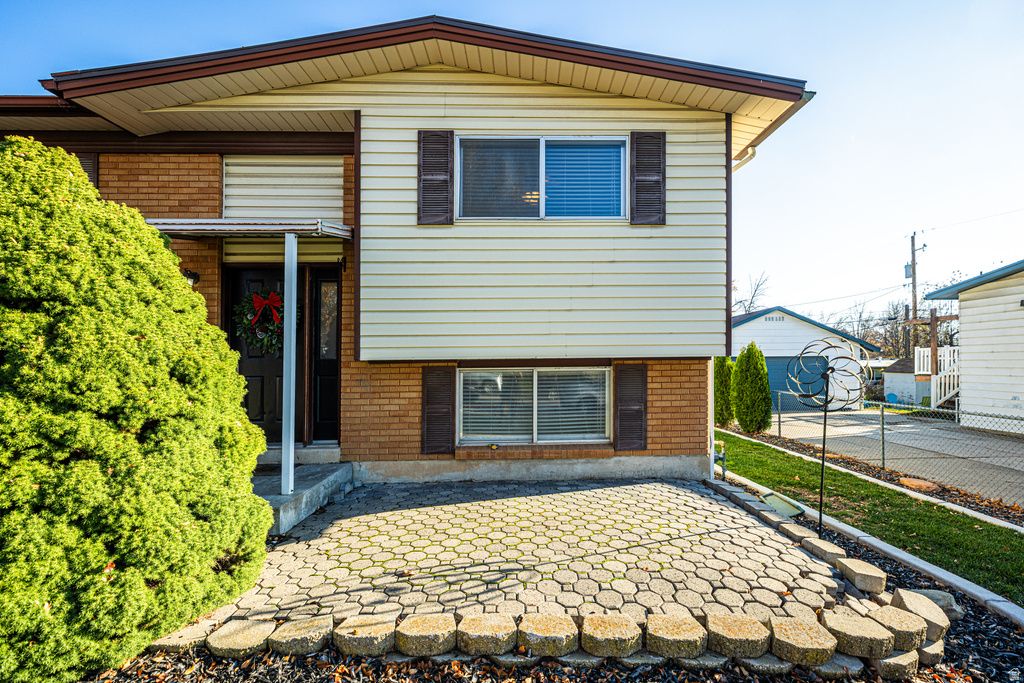 880 E 350 N Layton, UT 84041