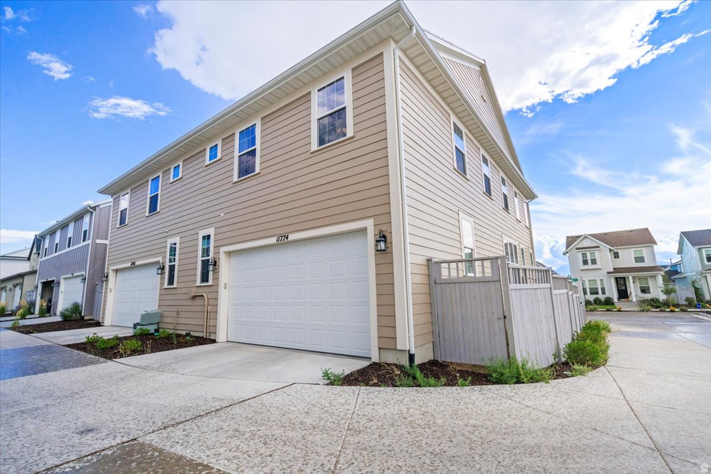 11774 S RINI RD South Jordan, UT 84009