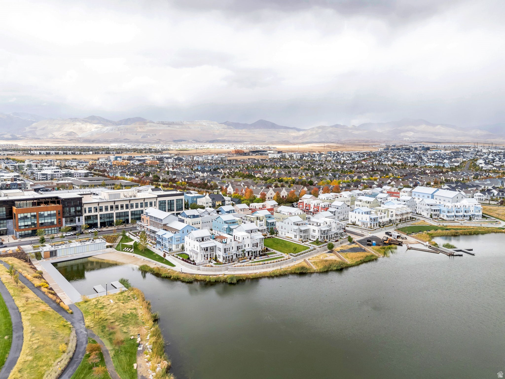 11213 S KESTREL RISE RD South Jordan, UT 84009