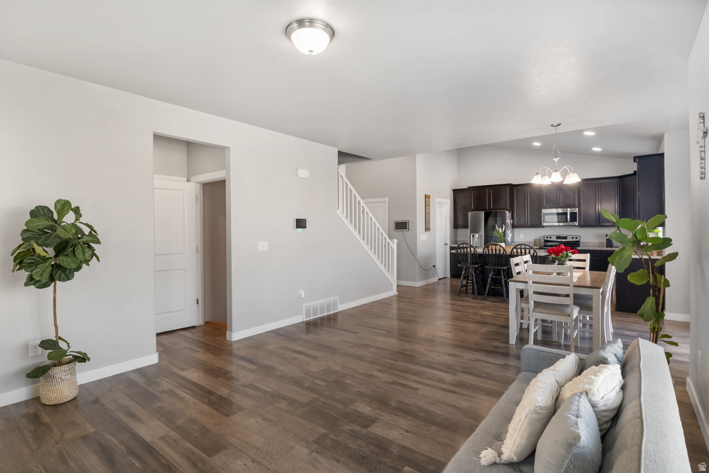 294 W QUARTZ RD Tooele, UT 84074