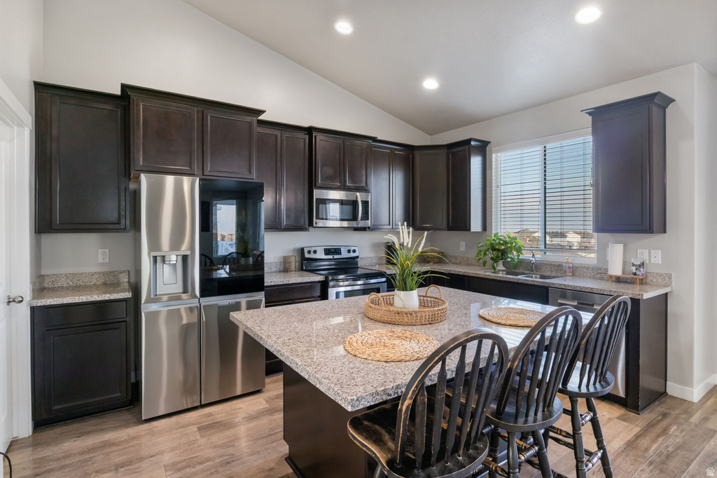 294 W QUARTZ RD Tooele, UT 84074