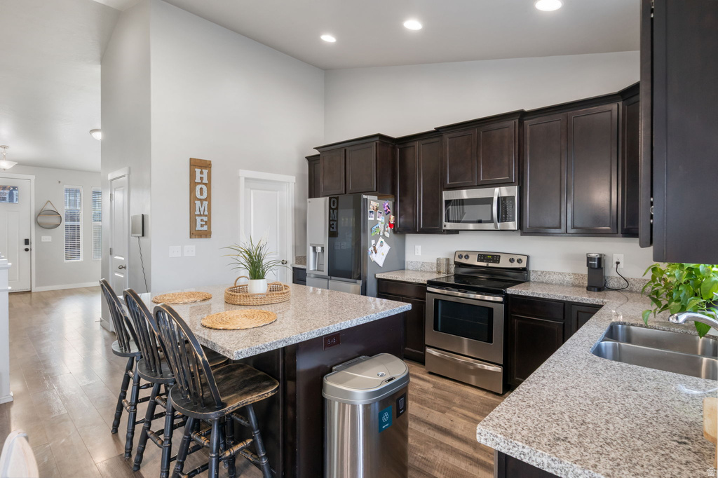 294 W QUARTZ RD Tooele, UT 84074