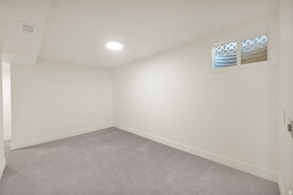 8296 S JACKSON ST Midvale, UT 84047