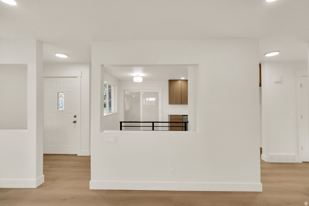 8296 S JACKSON ST Midvale, UT 84047