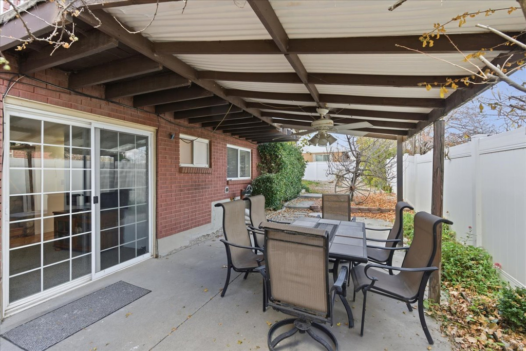 8416 W 3370 S Magna, UT 84044