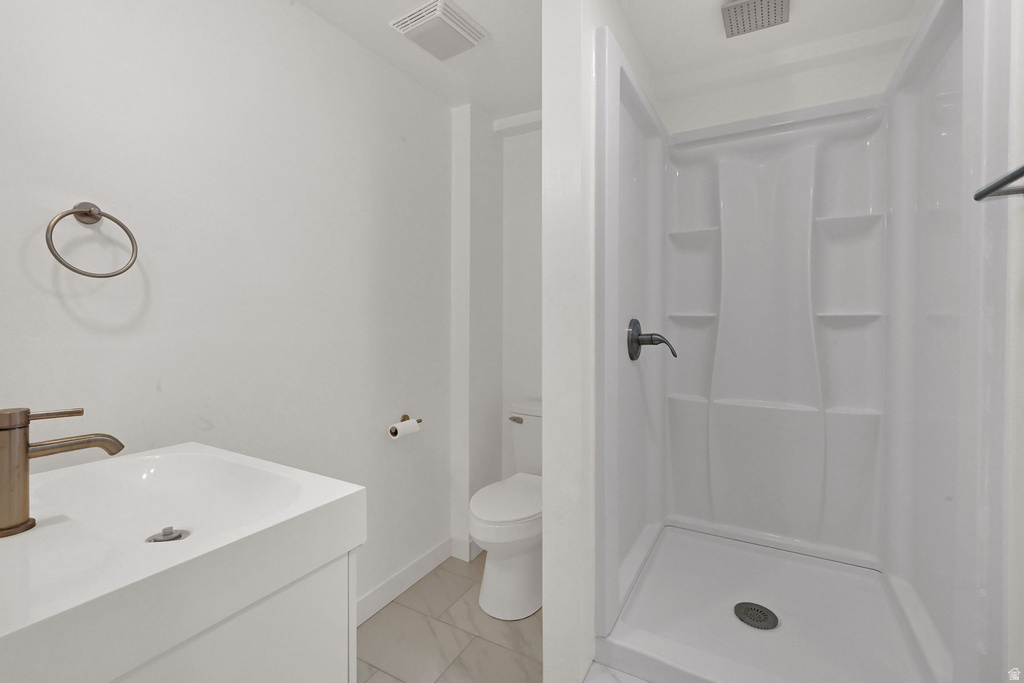 1681 W 350 N West Point, UT 84015