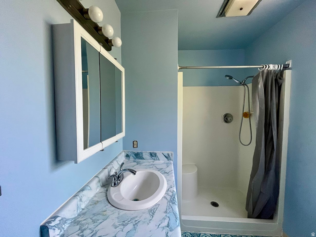 160 E 300 S Gunnison, UT 84634