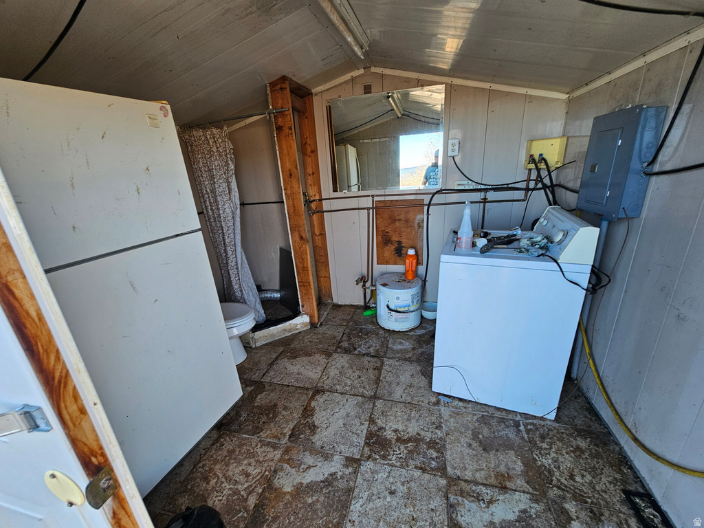 1064 E TABBY ACCESS RD Tabiona, UT 84072