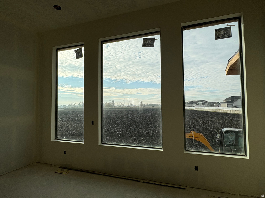 538 S 1400 W Farmington, UT 84025