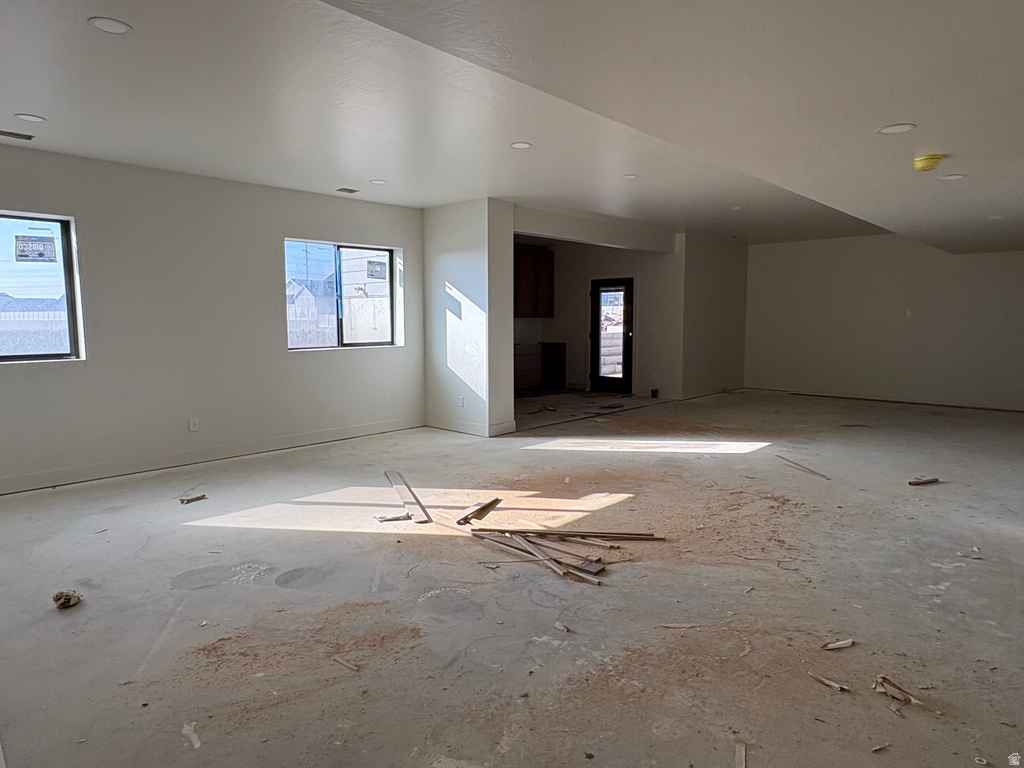 538 S 1400 W Farmington, UT 84025