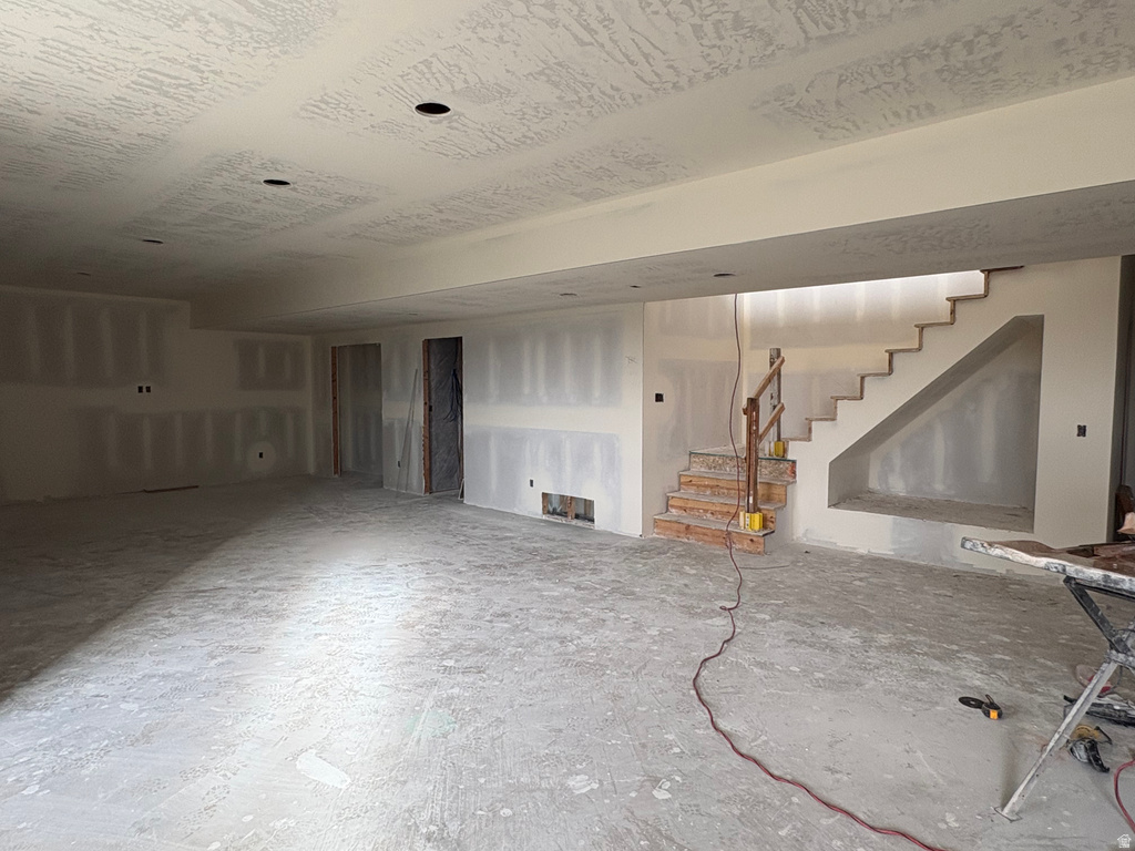 538 S 1400 W Farmington, UT 84025