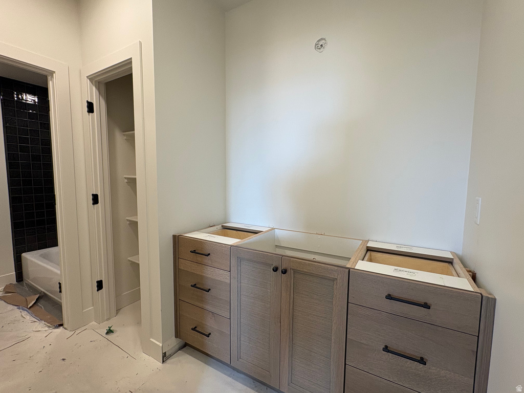 538 S 1400 W Farmington, UT 84025